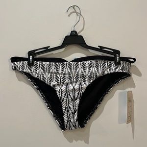 Sunsets California Willow Stella Strappy Hipster Bikini Bottom,Medium,NWT